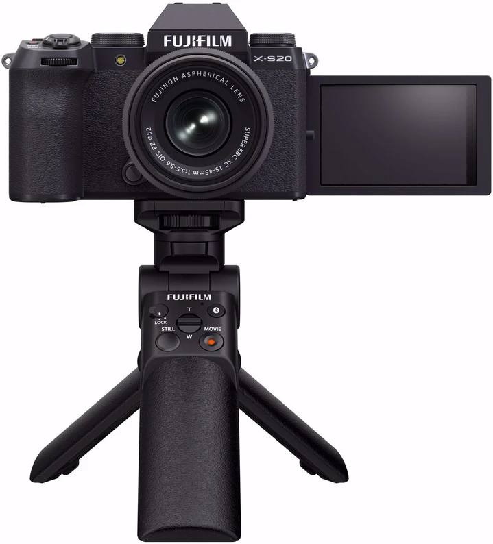 Fujifilm X-S20 + XC 15-45mm