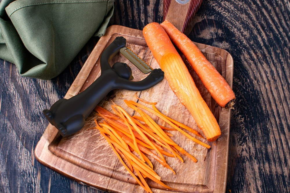 Gertuvė Winkee - Julienne Cutter - Katė