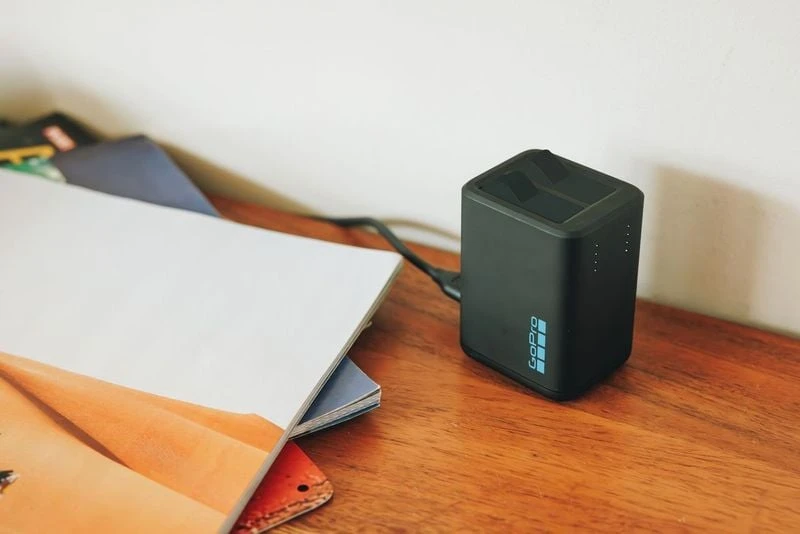 GOPRO DUAL BATTERY CHARGER HERO13 Juodas