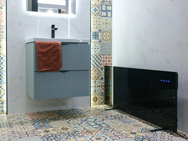 Grzejnik Lafe IR ThermoSmart 700 W, juodas