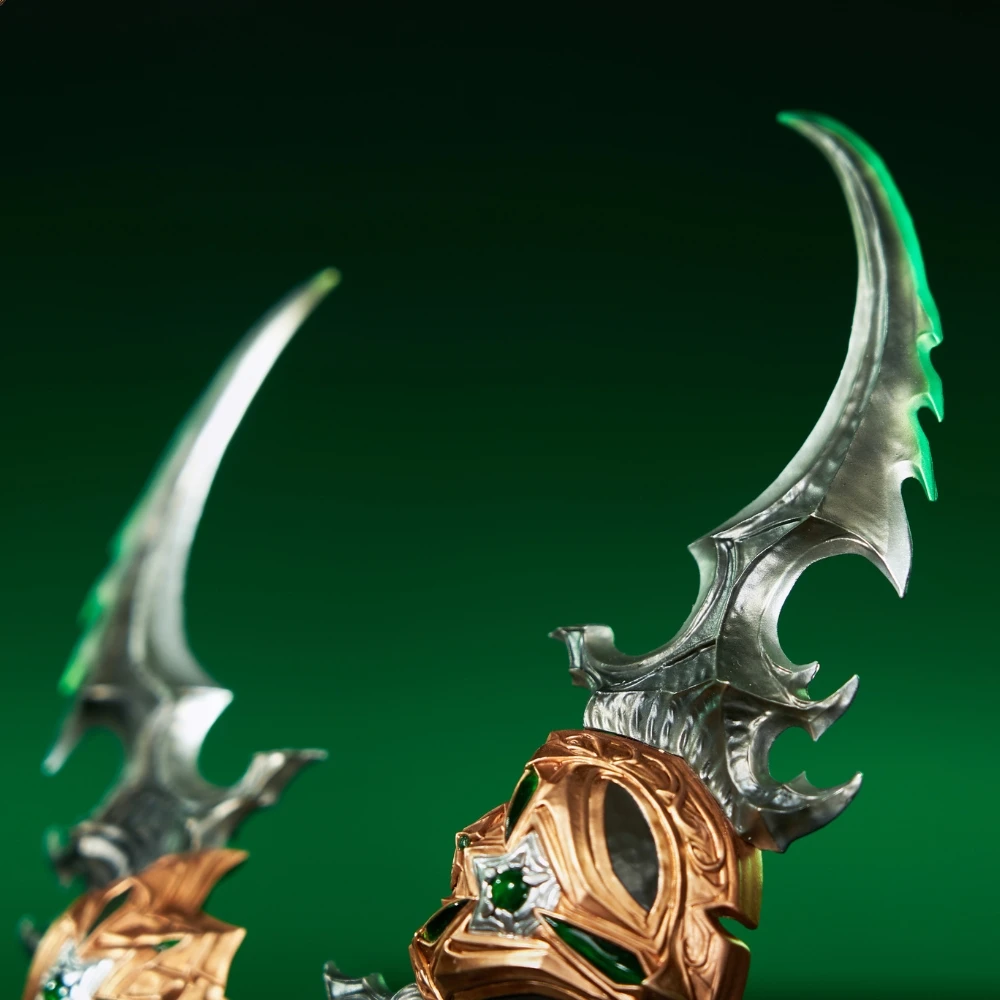 Hex Collectibles „World of Warcraft“ 20-mečio jubiliejaus „Warglaives of Azzinoth“ kolekcinio leidimo replika