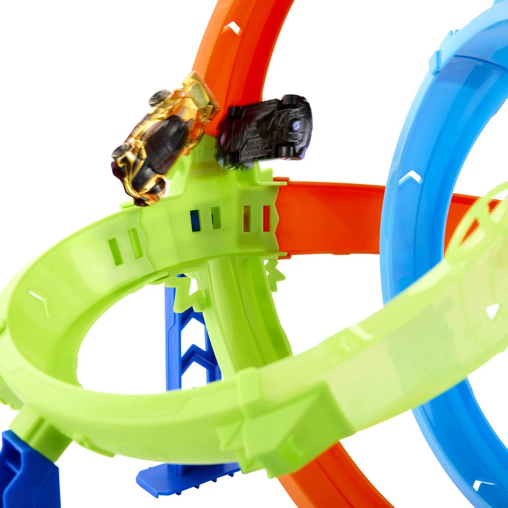 Mattel HOT WHEELS STUNT TRACKS rinkinys – Dvigubos kilpos iššūkis (JHK73)