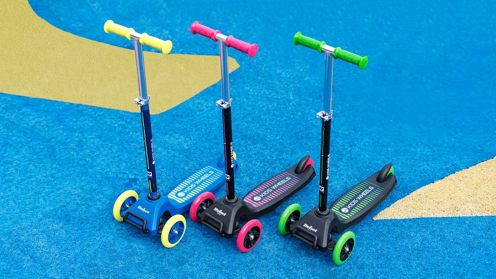 Triratis paspirtukas REBEL KIDS WHEELS, Žalias