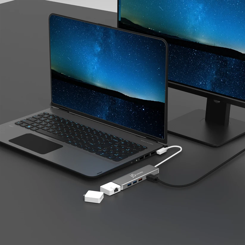 J5create – modulinis USB-C daugiafunkcis adapteris su 2 rinkiniais
