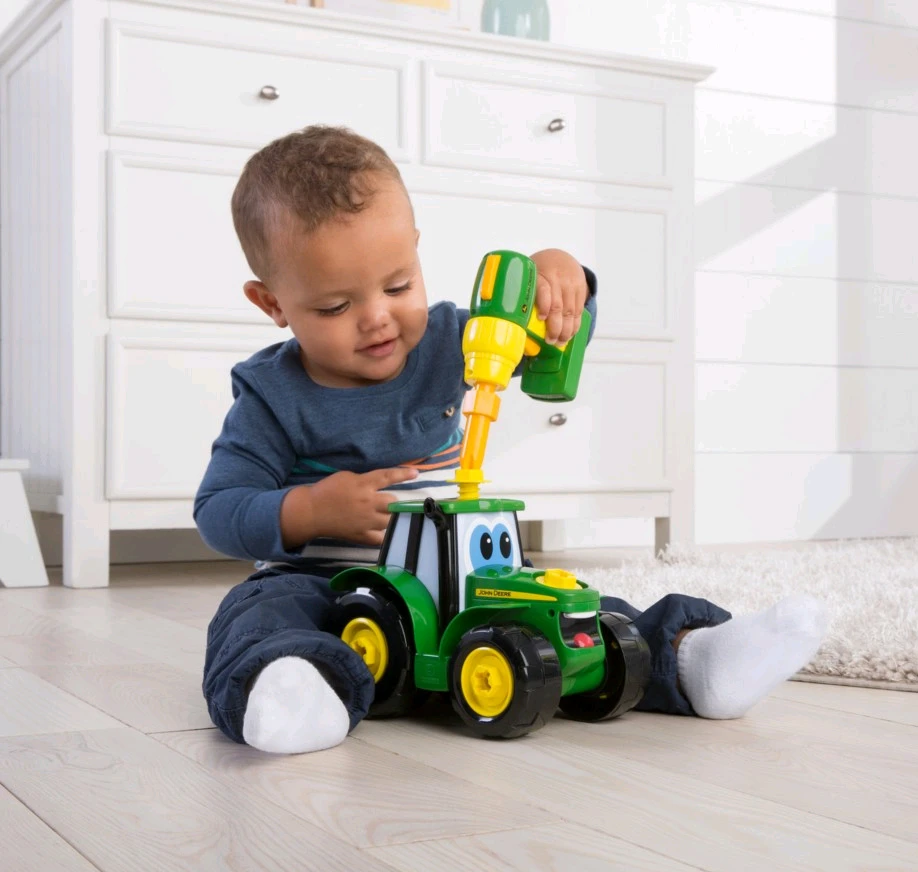 Tomy JOHN DEERE traktorius Johnny, 46655