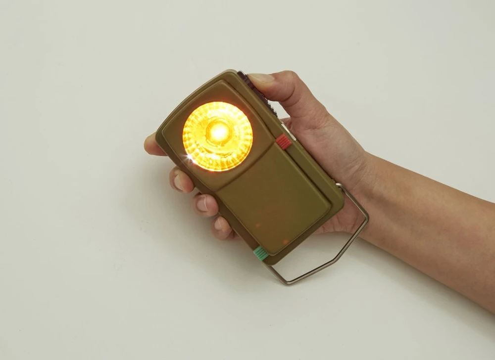„Kikkerland“ – „Huckleberry Morse Code Light“ (HB16-EU)