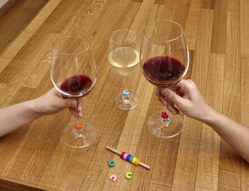 Gertuvė Kikkerland – Rainbow Drink Markers (BA86)
