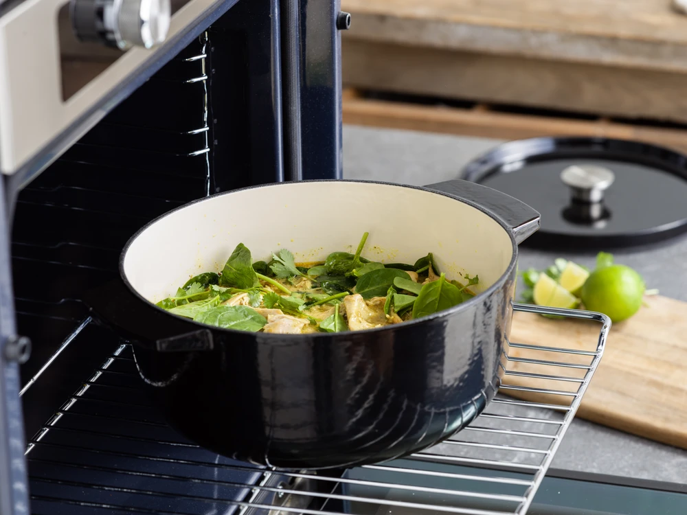 KitchenAid - KA-puodas - onikso juodumo - 22 cm