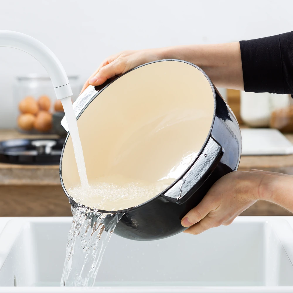 KitchenAid - KA-puodas - onikso juodumo - 26 cm