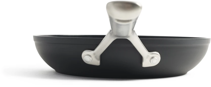 KitchenAid - Kaltinė grūdinto aliuminio keptuvė - juoda - 28 cm