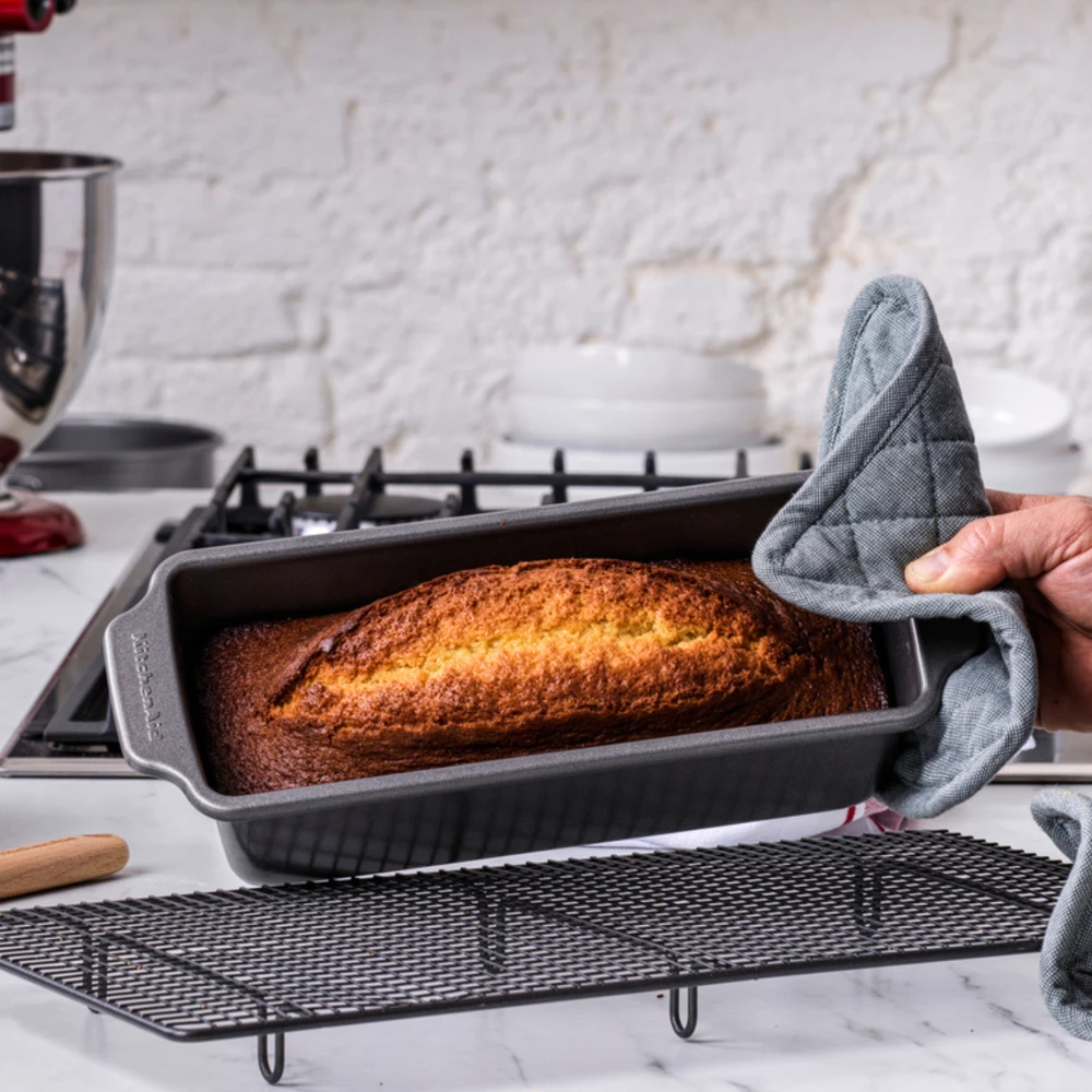 KitchenAid - Metalinė kepimo forma - sidabrinė - 27 cm x 11 cm