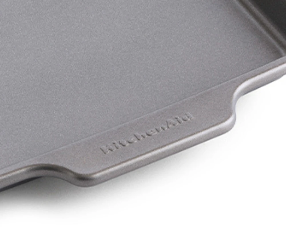 KitchenAid - Metalinė kepimo skarda sausainiams - sidabrinė - 33 cm x 22,5 cm