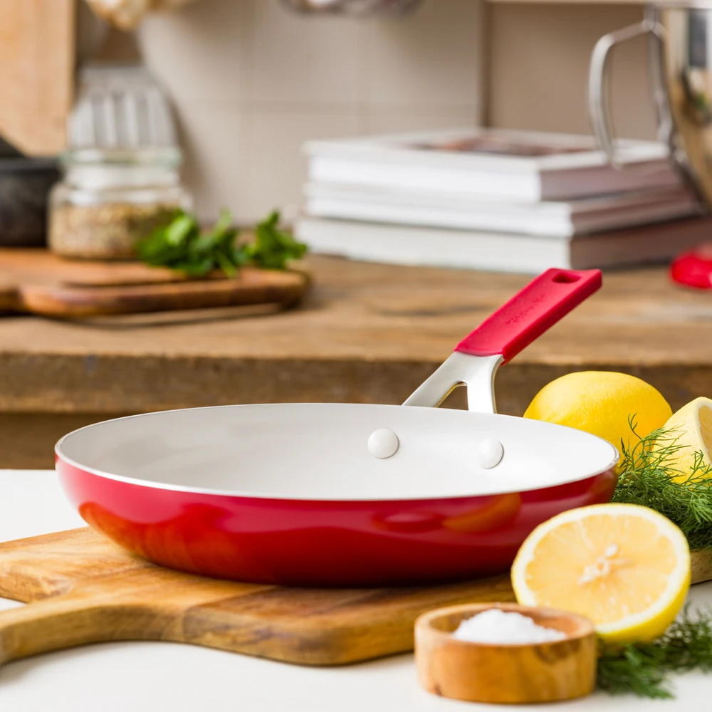 KitchenAid - Spalvota aliuminio keptuvė - „Empire Raudona“ - 28 cm