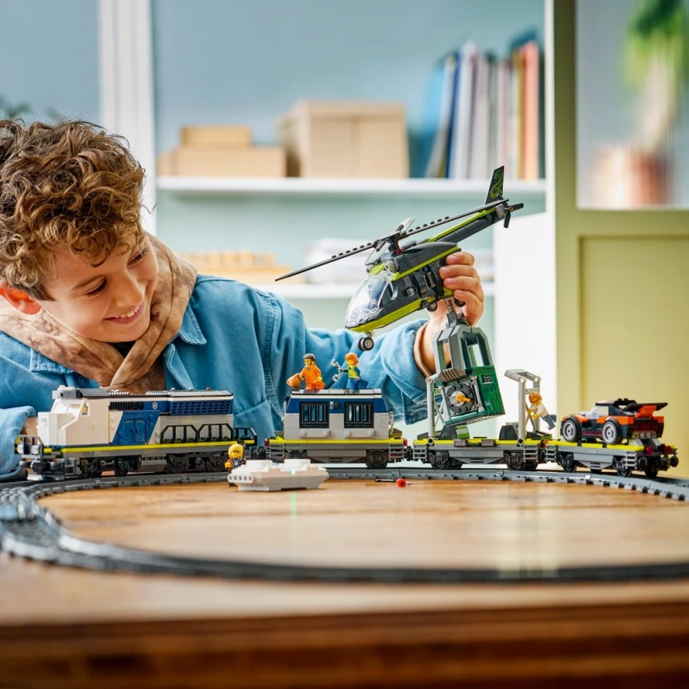 LEGO® Klocki Miesto kvartalai Policijos traukinio apiplėšimas 60508