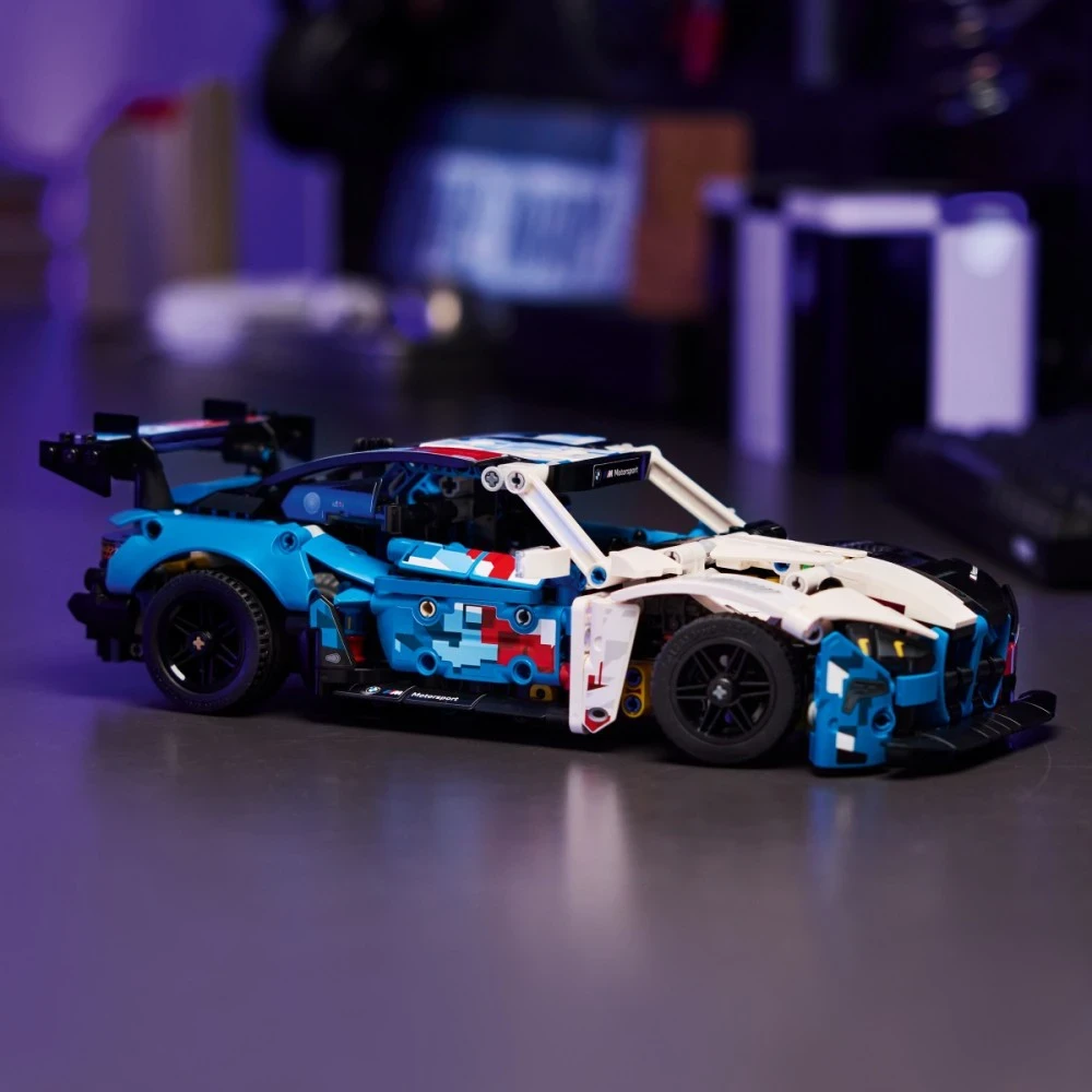 Klocki „Technic 42226“ BMW M4 GT3 Evo lenktyninis automobilis