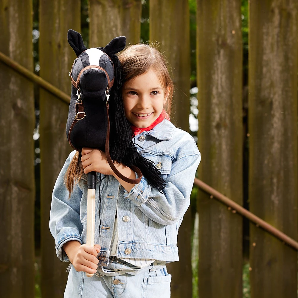 Tootiny Koń na kiju Hobby Horse HOPPIHORSE A3 juoda