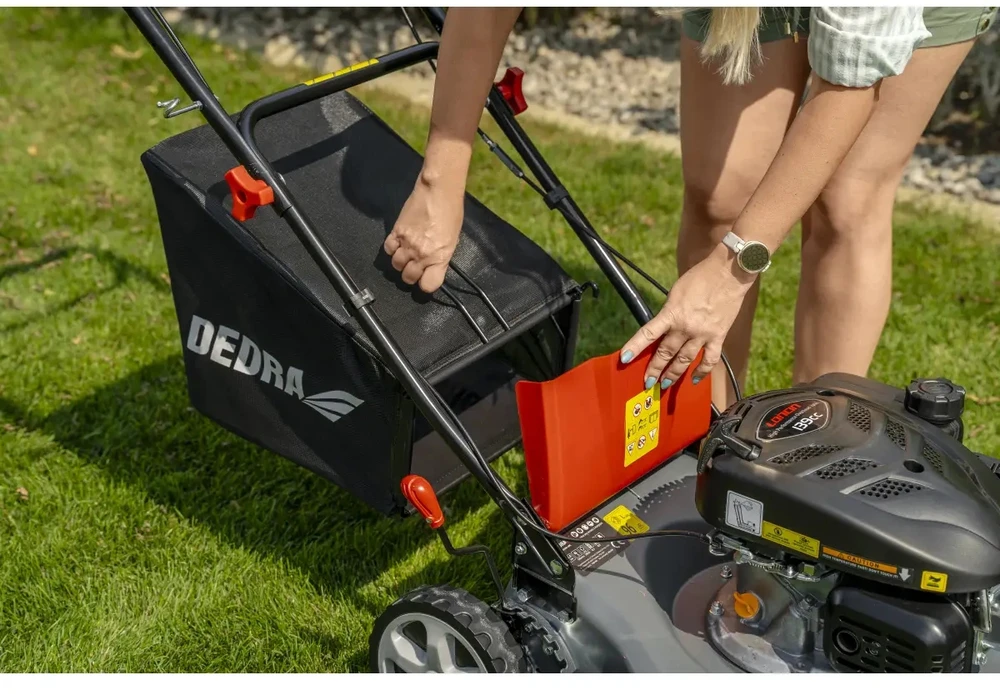 Savaeigė Benzininė vejapjovė DEDRA DED8720-43L, 2,4kW