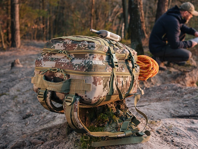 Kuprinė 16 colių „Tracer Evo Camo 25L“ ekspedicinė kuprinė