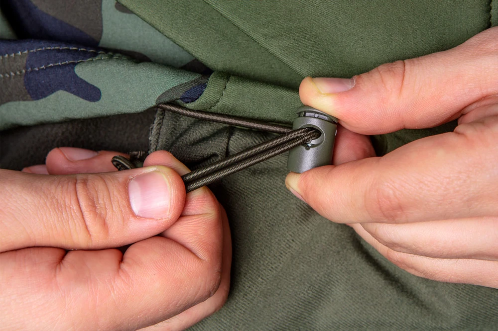 Neo Tools Striukė CAMO softshell striukė, S dydis