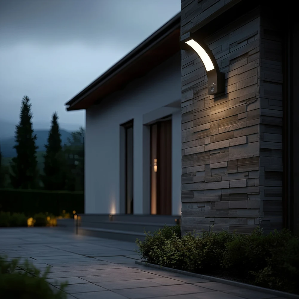 Lubinis šviestuvas MACLEAN MCE244GR LED lempa su infraraudonųjų spindulių judesio jutikliu 750lm 10W IP54