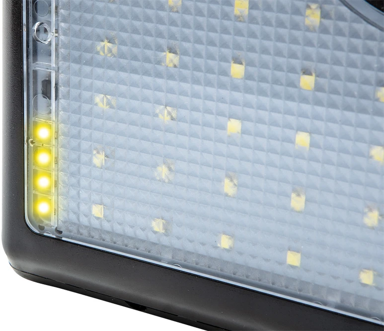 Lampa Saulės energija varomas sieninis šviestuvas + nuotolinio valdymo pultas SMD LED 900 lm