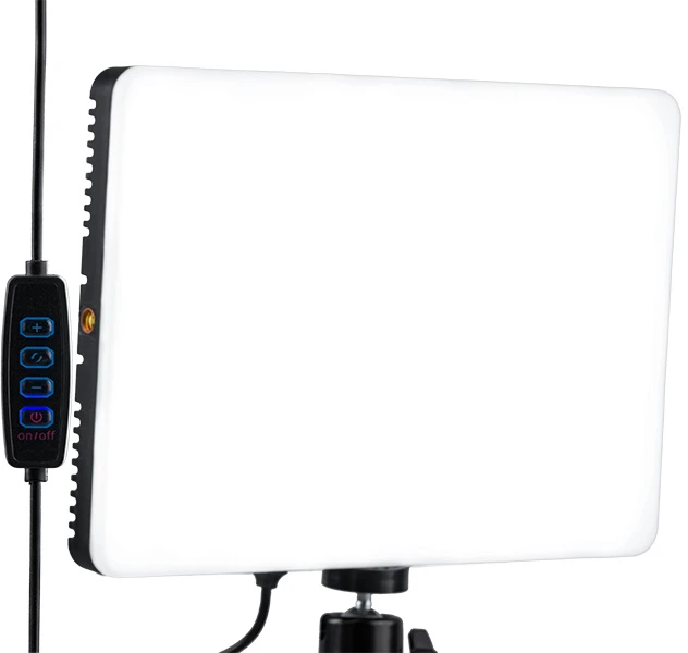 Tracer Lumi Lite su trikoju