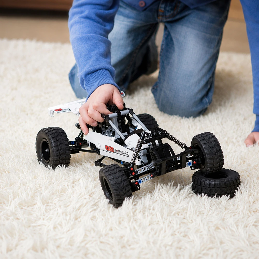 Lean Toys Konstravimo rinkinys RC 4x4 409 vnt.