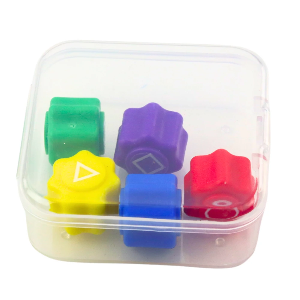 Lean Toys Gonggi žaidimo kauliukų rinkinys su dėžute, 5 vnt.