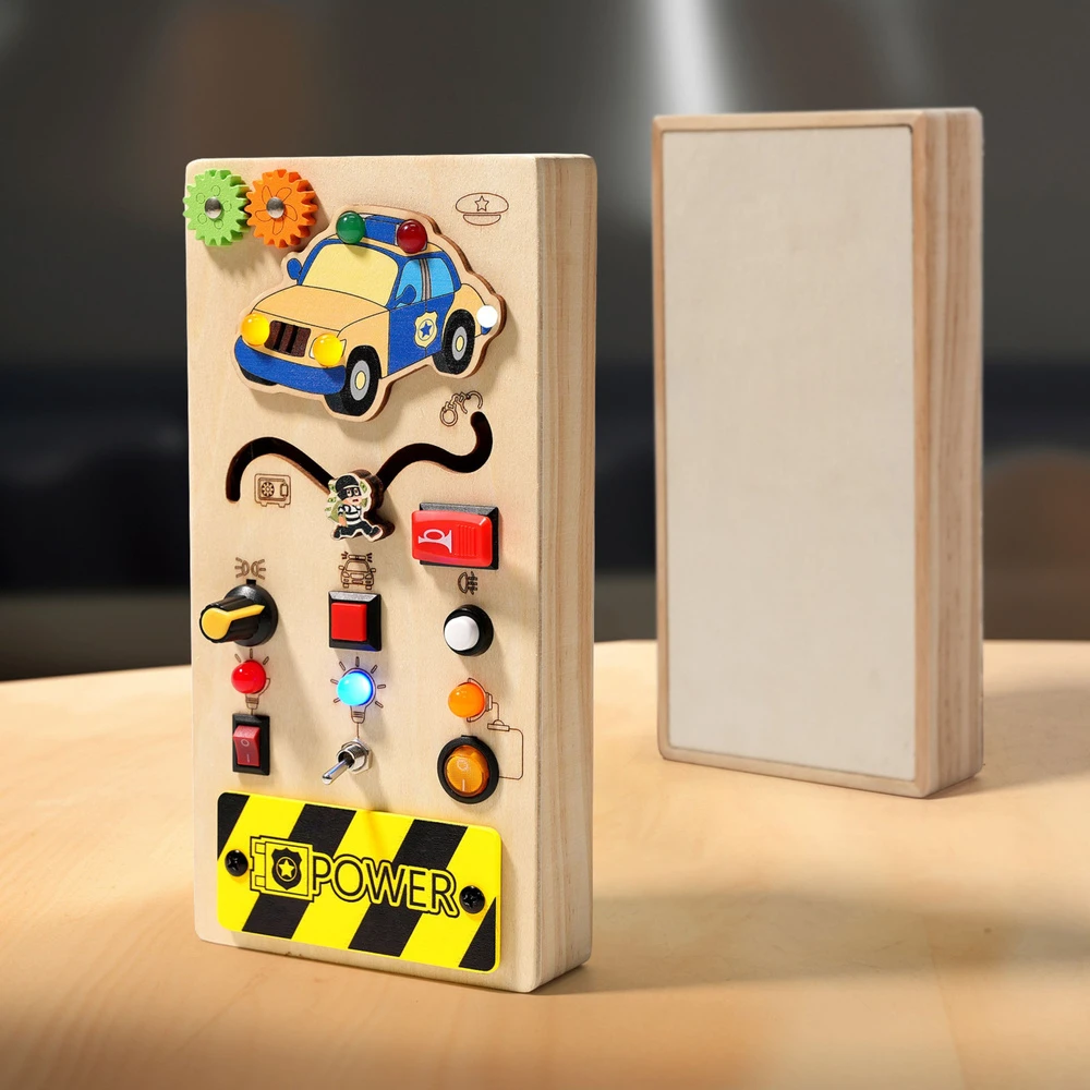 Lean Toys Medinė edukacinė manipuliacinė lenta policijos automobiliui su LED