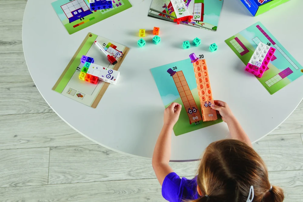 Learning Resources Mokymosi ištekliai – Skaičių blokai – Užduočių rinkinys su skaičiais nuo 11 iki 20 (LSP0950-SCA)