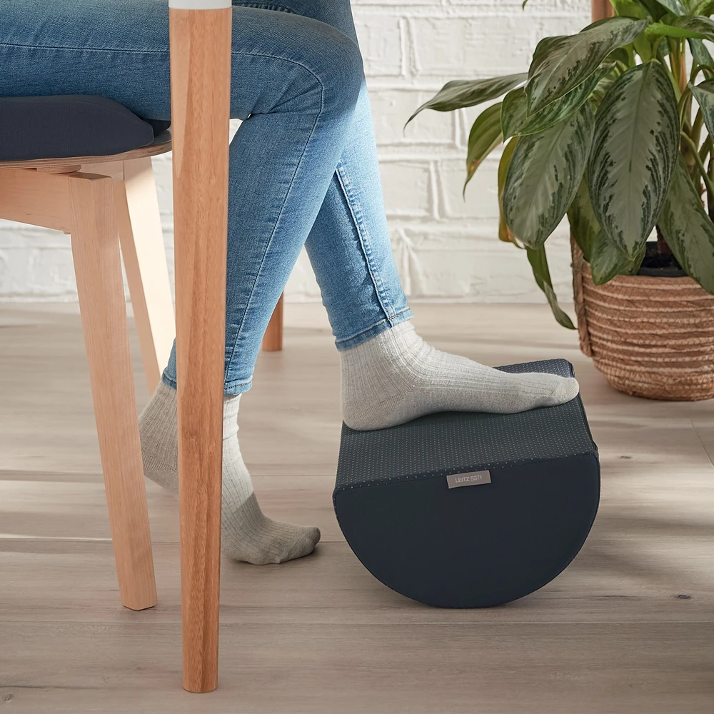 Leitz - Cozy Ergo kojų atramėlė - pilka