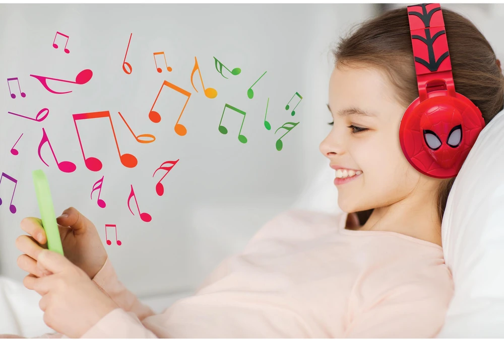 Lexibook - 3D „Spider-Man“ ant ausies uždedamos „Bluetooth®“ ir laidinės sulankstomos ausinės (HPBT015SP)