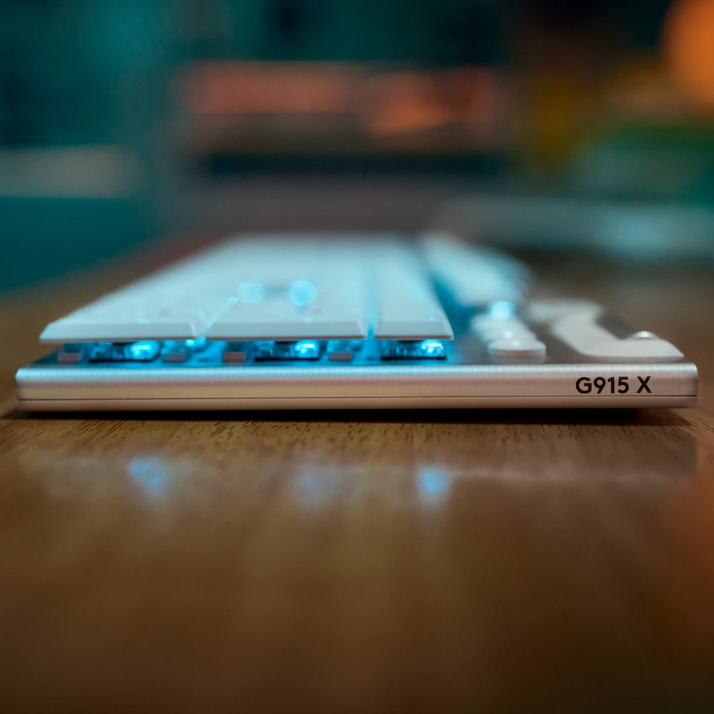 „Logitech“ – „G915 X LIGHTSPEED“ žemo profilio belaidė žaidimų klaviatūra