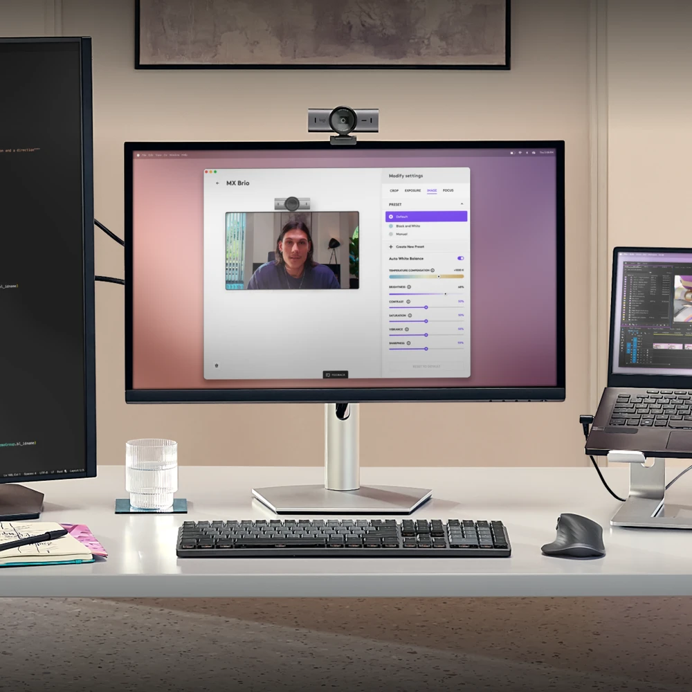 Logitech MX Brio 4K Ultra HD internetinė kamera, spalva: šviesiai pilka (960-001554)