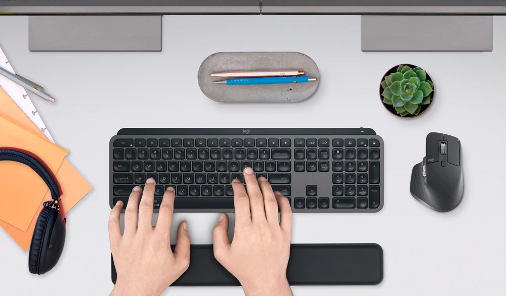 Klaviatūra „Logitech MX Keys S Performance Combo“ klaviatūros ir pelės rinkinys