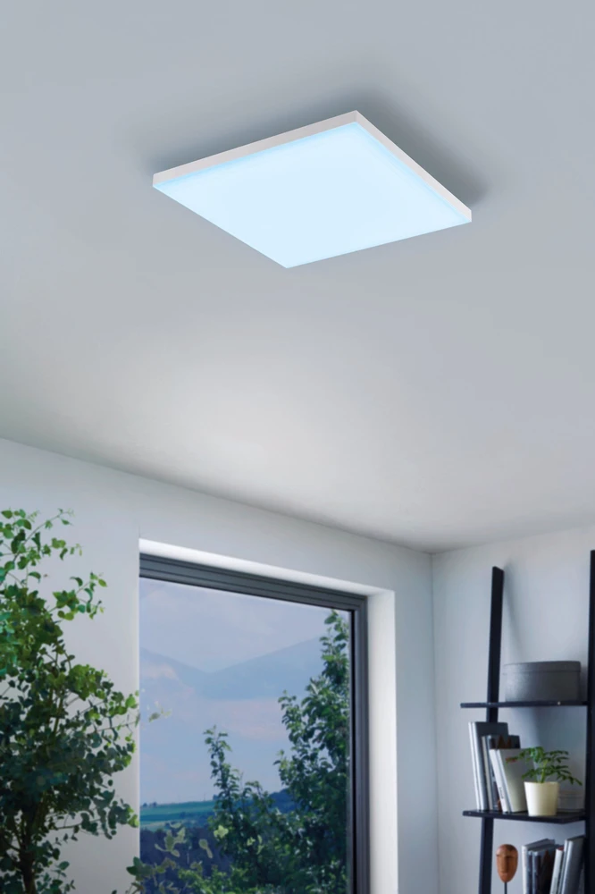 Lubinis šviestuvas „Eglo Turcona-Z“ išmanioji lubinė panelė, 30 x 30 cm – RGB ir reguliuojamo baltumo – „Zigbee“ ir „Bluetooth“