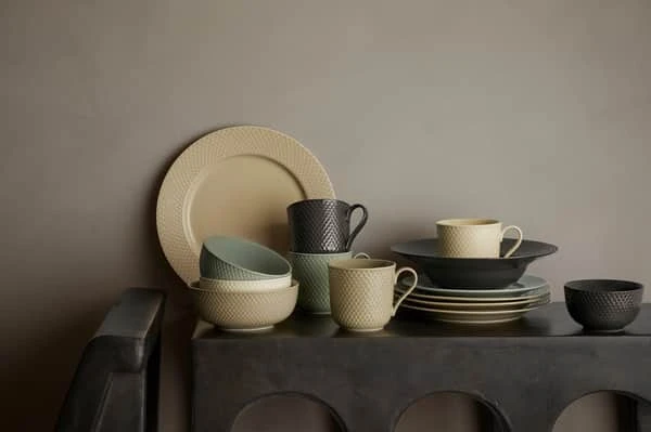 Lyngby Porcelæn - Rhombe Earth puodelis su rankena - 39 cl - Skalūno spalvos
