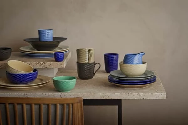 Lyngby Porcelæn - „Rhombe Earth“ puodelis su rankena - 39 cl - molis