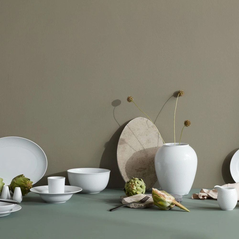 Lyngby Porcelæn – Rombo baltas serviravimo indas – Ø17,5 cm