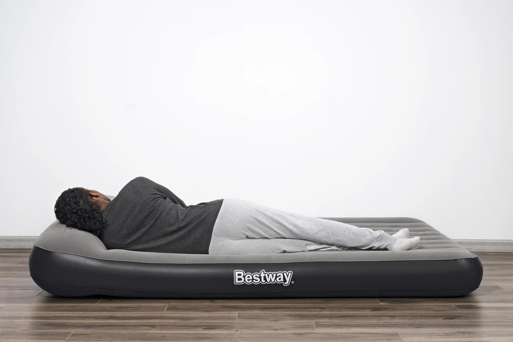 Pripučiamas čiužinys Bestway 150 x 203 x 30 cm su USB pompa