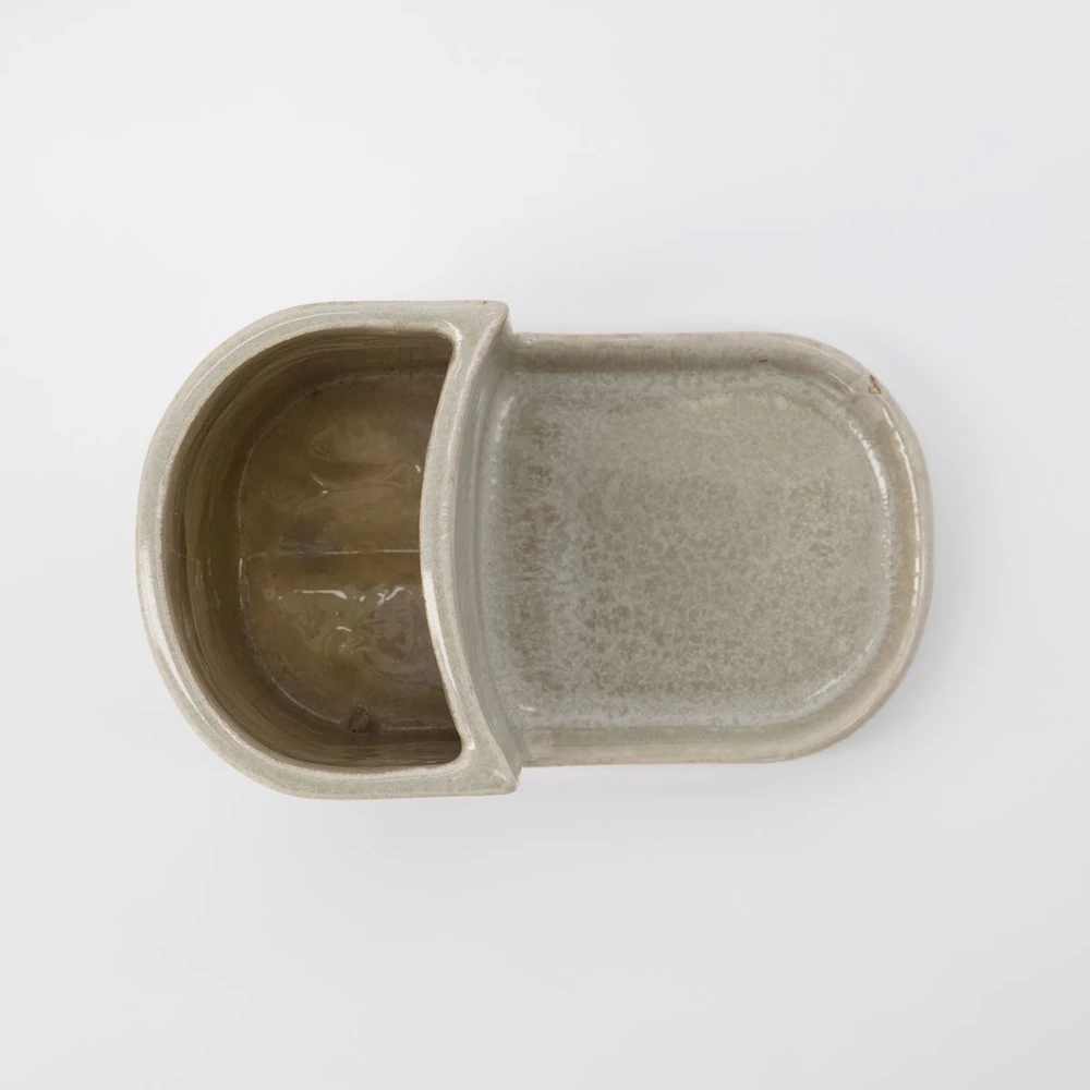 Meraki - Šepetėlių ir muilo laikiklis, MKDatura - kriauklės pilkos spalvos - plotis: 18 cm, aukštis: 12,7 cm
