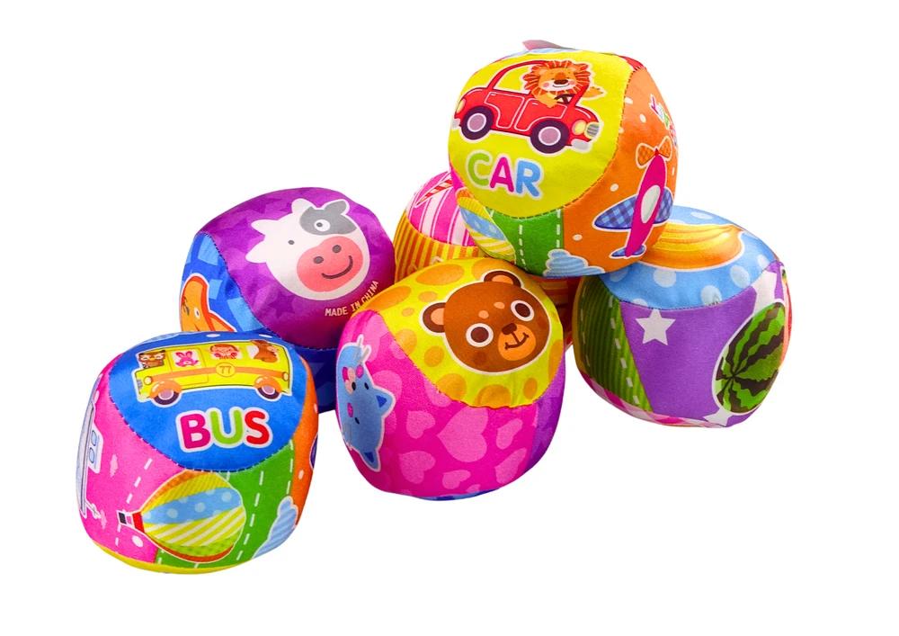 Lean Toys Minkštas vaikų kamuoliukas su barškučiu, 10 cm