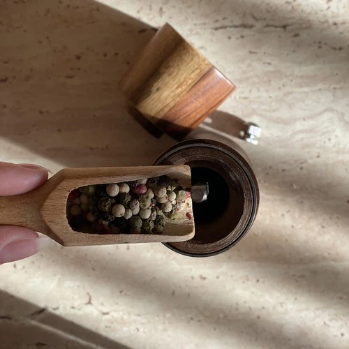 Medinis pipirų ir druskos malūnėlis - 2 vnt Ruhhy 24650
