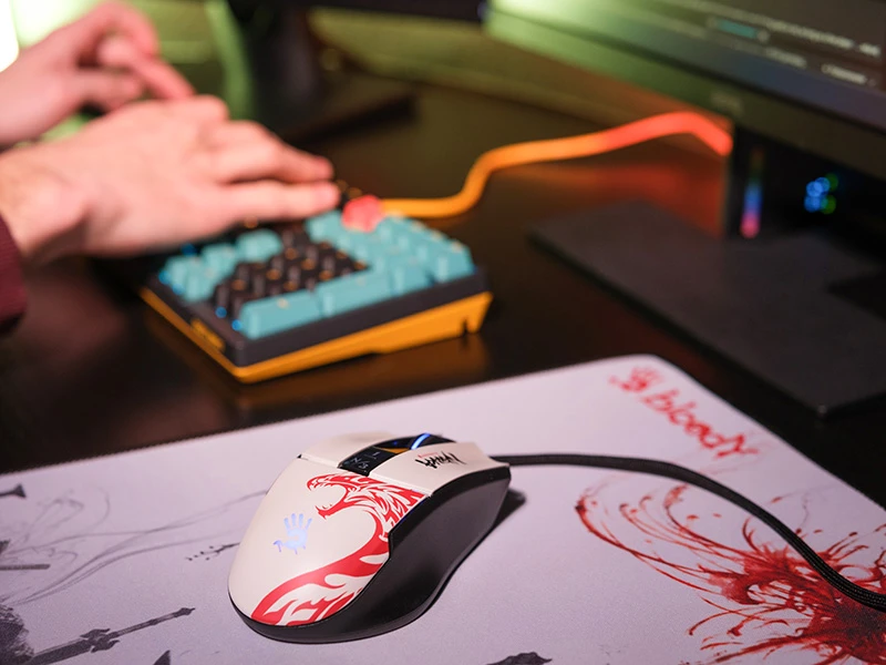 Pelė Myszka žaidimams A4Tech Bloody L65 MAX RGB su laidu 12000 dpi optinė balta