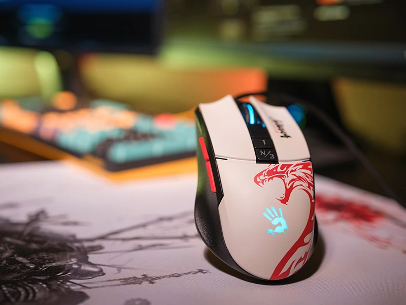 Pelė Myszka žaidimams A4Tech Bloody L65 MAX RGB su laidu 12000 dpi optinė balta