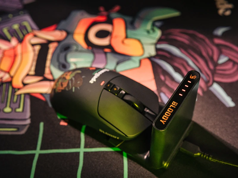 Pelė Myszka žaidimams A4Tech Bloody R72 DUO Renegade Midnight belaidė 20000 dpi optinė juoda