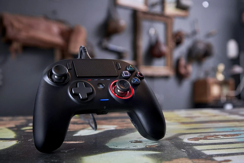 „Nacon Revolution Pro 3“ oficialus PS4 laidinis valdiklis