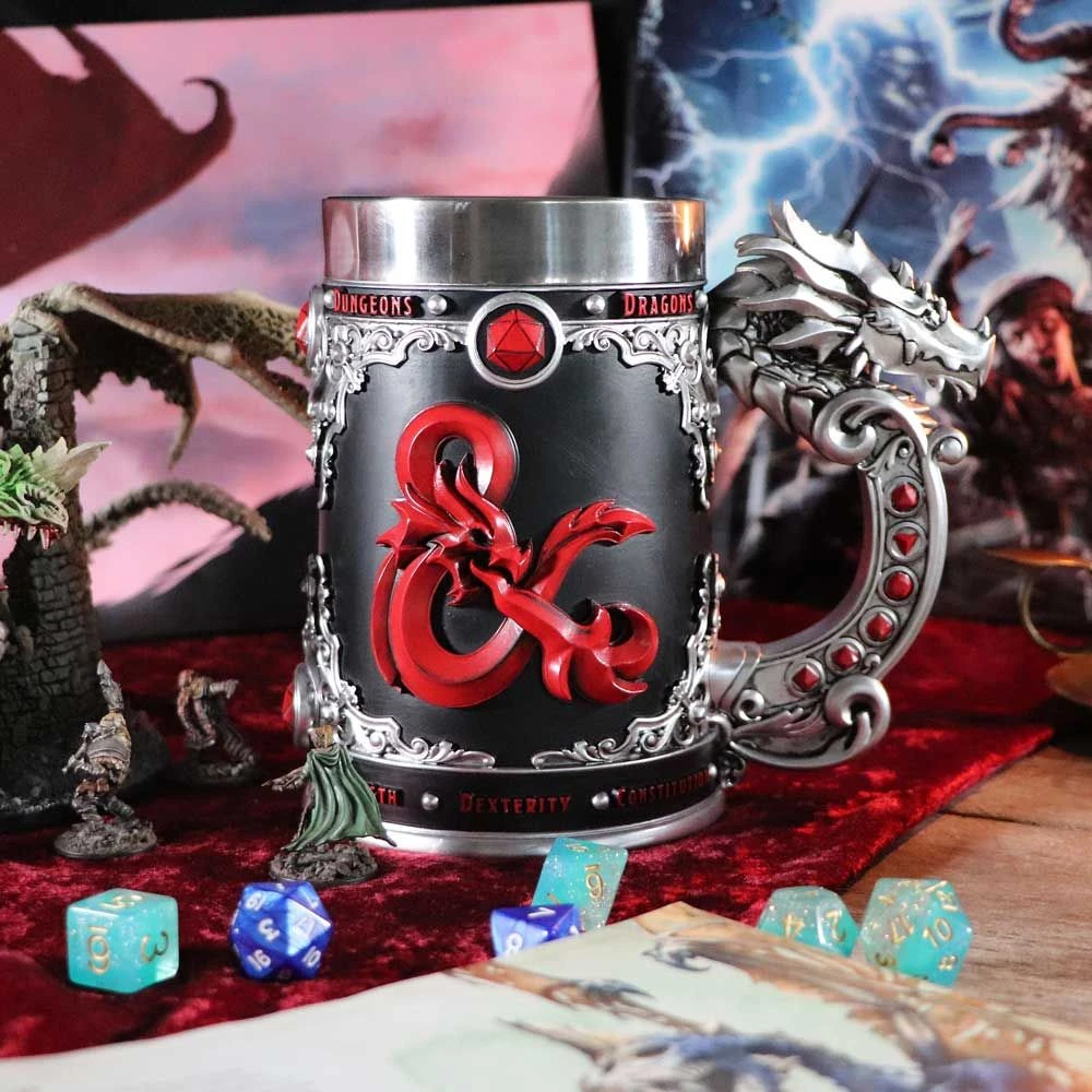 Gertuvė Nemesis Now Dungeons & Dragons bokalas | 15,5 cm