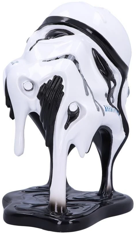 Nemesis Now Stormtrooper per karšta, kad būtų galima susidoroti