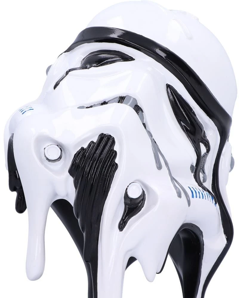 Nemesis Now Stormtrooper per karšta, kad būtų galima susidoroti